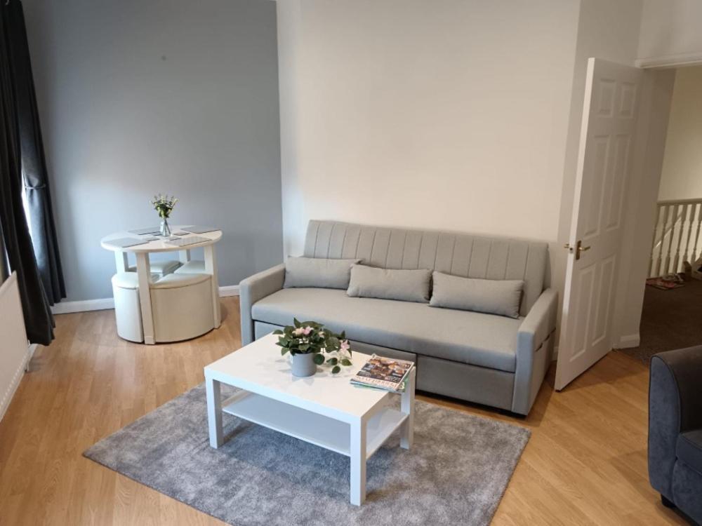 Welcome To This Flat Kettering Eksteriør bilde